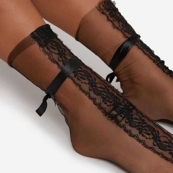 MESH SOCKS IN BLACK_voghion.com