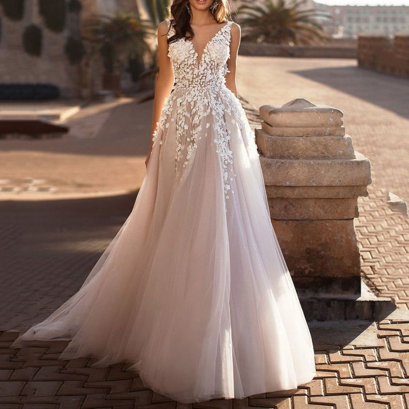 Vêtements pour femmes été nouvelle robe sexy en dentelle pour femmes sans manches col en V profond robe de mariée broderie jupe longue_voghion.com
