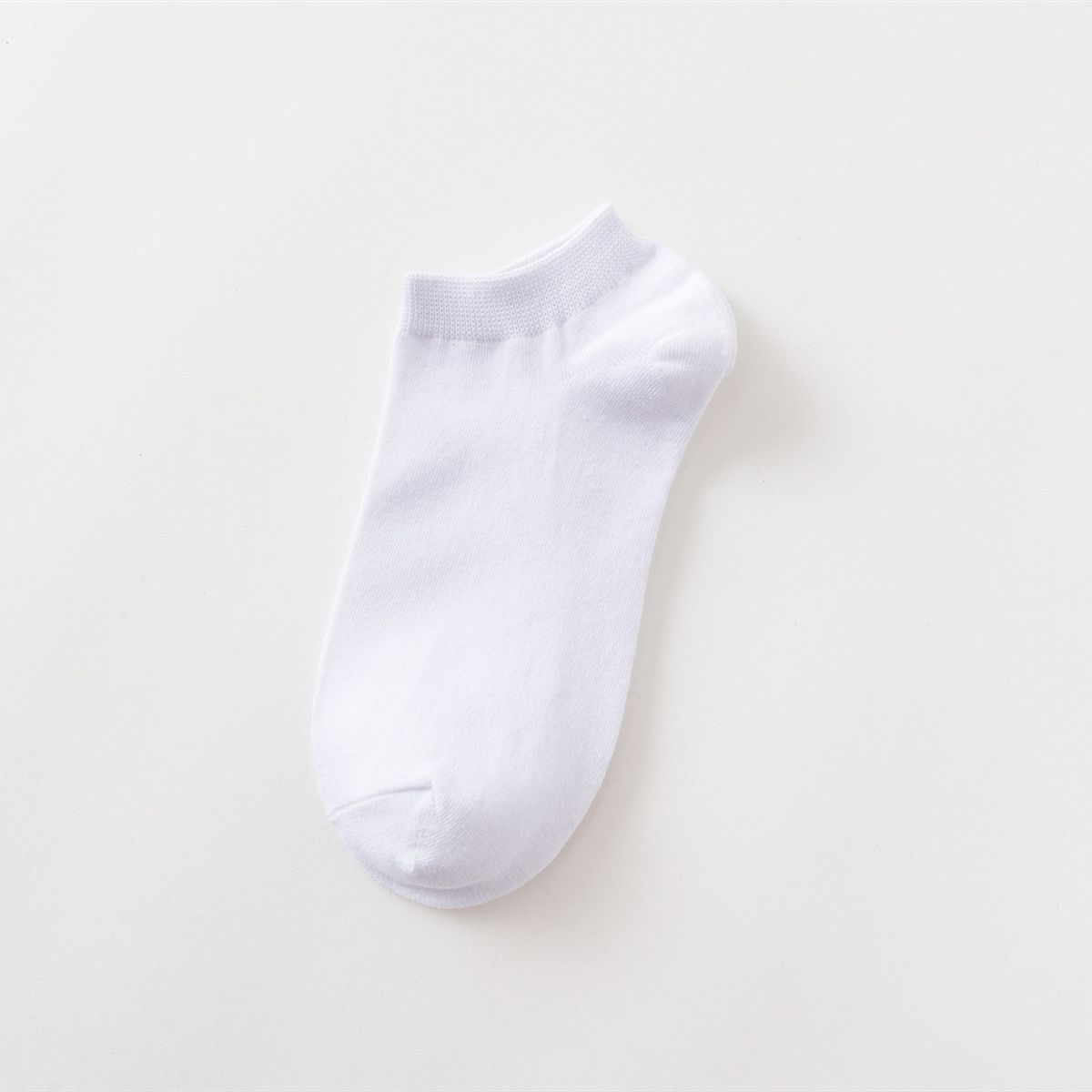 Düz renk erkek klasik siyah ve beyaz çorap erkek iş tüpü pamuklu çoraplar pamuklu çoraplar nefes alabilen rahat görünmez çoraplar_voghion.com