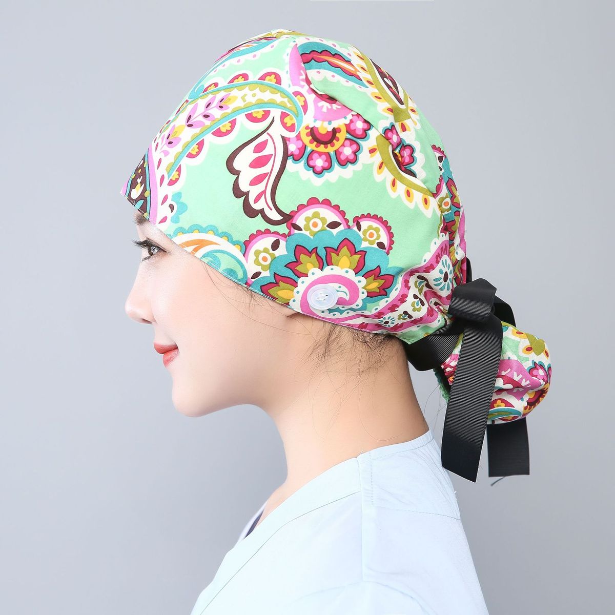 Skrubbhatt med knapp Fluffig hatt med svettband Justerbar hästsvansstöd Läkare Sjuksköterska Långt hår Arbete Blommössa_voghion.com