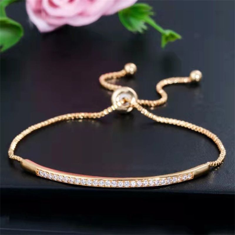 Yunjin Creative Exquisite Hand Jewelry Micro Paved Zircon Diamond Single Row Curved Adjustable Bracelet_voghion.com