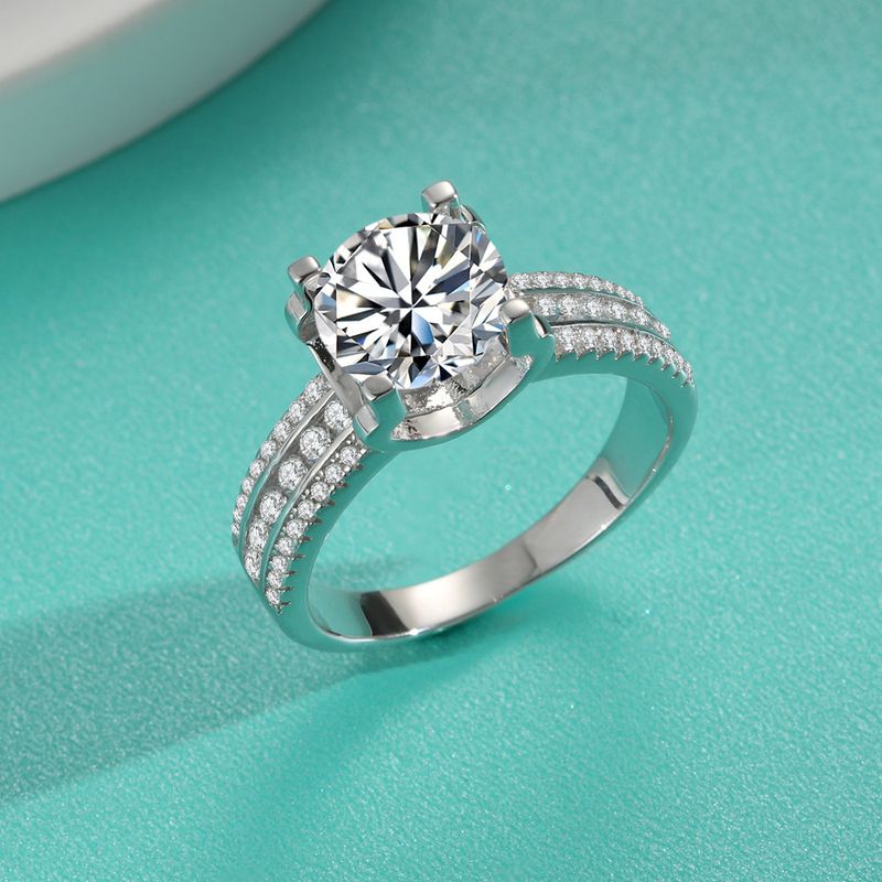 Silver Moissanite Ring Bull Head Inlaid Classic Moissanite Inlaid Light Luxury Fashion Wedding Ring_voghion.com