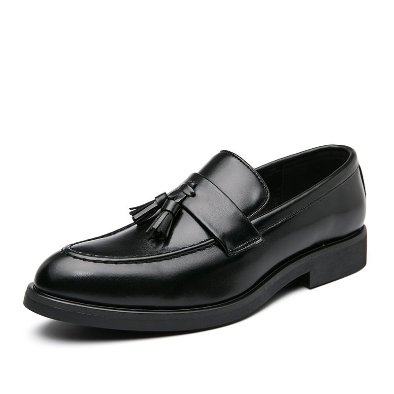 Populära mode loafer vardagsskor för män lätta populära mäns stora tofs brogue fritidsskor i läder_voghion.com