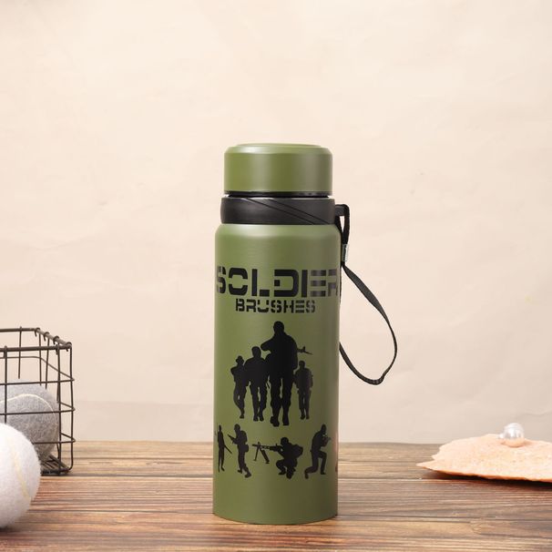 304 Edelstahl Große Kapazität Camouflage Thermos Tasse Outdoor Militär Fans Tragbare Sport Wasser Flasche Custom_voghion.com