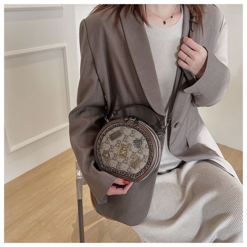 Kleine, runde Umhängetasche mit One-Shoulder-Messenger_voghion.com
