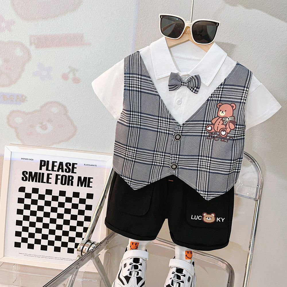 Pojkkostym, pojkar, bebisar, trendiga kläder, barnsommarkläder, björnrutig väst, kortärmat tvådelat set_voghion.com