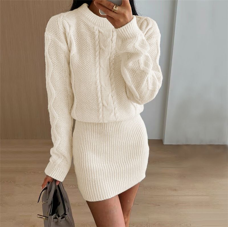 Damenbekleidung Damen Rundhals-Strickkleid mit langen Ärmeln, Retro-Twist, einfarbiger Pulloverrock_voghion.com