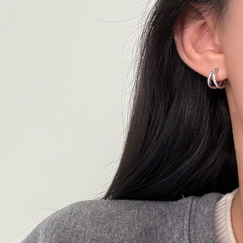 Boucles d'oreilles à double boucle en argent incrustées de diamants de luxe léger, dignes de niche, mode haut de gamme, oreille polyvalente_voghion.com