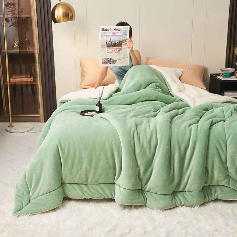 Coperta per la pausa pranzo, multifunzionale, in pile di agnello, a doppia faccia, in tinta unita, color latte, 2024_voghion.com