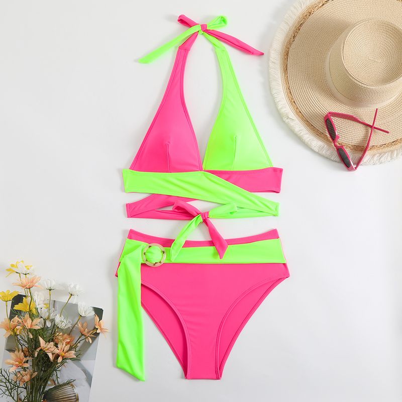 Costume da bagno intero da donna con spacco, in pizzo e scollo a V profondo, coordinato con i colori_voghion.com