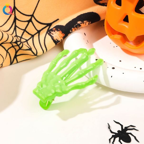 Skeleton Hand Hair Clip - Halloween Gothic Hair Accessories For Women (Scary Bone Claw, Non-Slip, Party Favors)_voghion.com