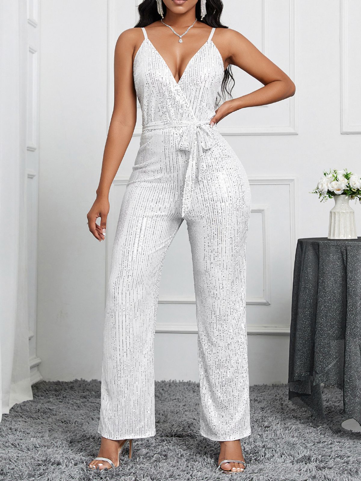 Sieviešu piedāvājums, vienkrāsains bikšturu kombinezons ar elegantu temperamentu_voghion.com