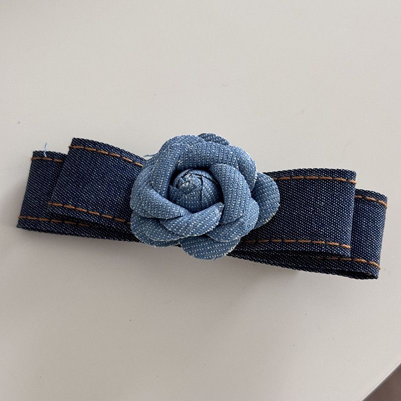 Denim Camellia Hårnål Dam 2024 Tidig vår Nytt Retro Mångsidigt Bakhuvud Halv Tie Hårklämma Huvudbonader_voghion.com
