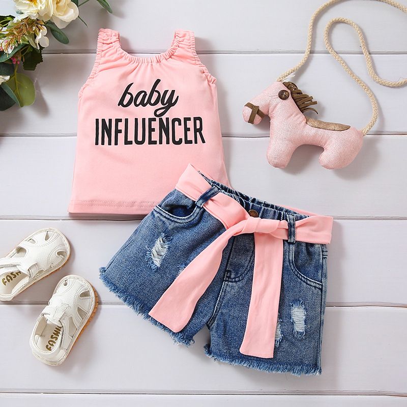 Babykleidung Mädchen-Tanktop mit süßem Buchstaben in Rosa + zerrissene Jeansshorts, 2-teiliges Set_voghion.com