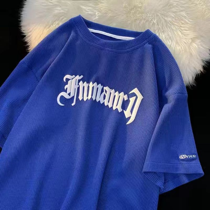 Vêtements pour hommes 2024 Nouveau costume décontracté gaufré T-shirt à manches courtes en soie glacée d'été pour hommes Ensemble de vêtements pour hommes avec vêtements de sport à la mode_voghion.com
