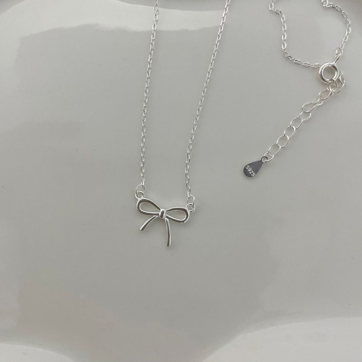 Souchuang S Pure Silver Bow Necklace For Women, Clavicle Chain, Light Luxury Niche Design Pendant, Layered Combination_voghion.com