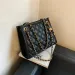 Dia Patterned Large Capacity Versatile Fashionable High-quality Shoulder Bag._voghion.com