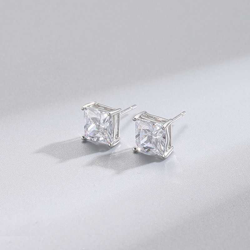 Orecchini quadrati Luxe - Orecchini minimalisti in zircone con design micro-intarsiato in rame_voghion.com