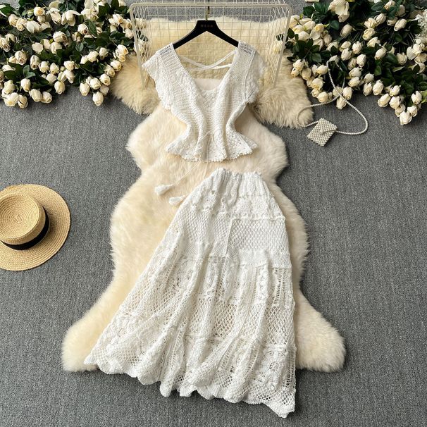 Hochwertiger, taillenlanger Hohlstrickpullover für Damen + süßer und vielseitiger Rock, zweiteiliger Anzug_voghion.com