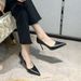 Tacchi alti in morbida pelle anti-abrasione con gambe in stile fata, lunghi, appuntiti ed eleganti, adatti per l'ufficio_voghion.com