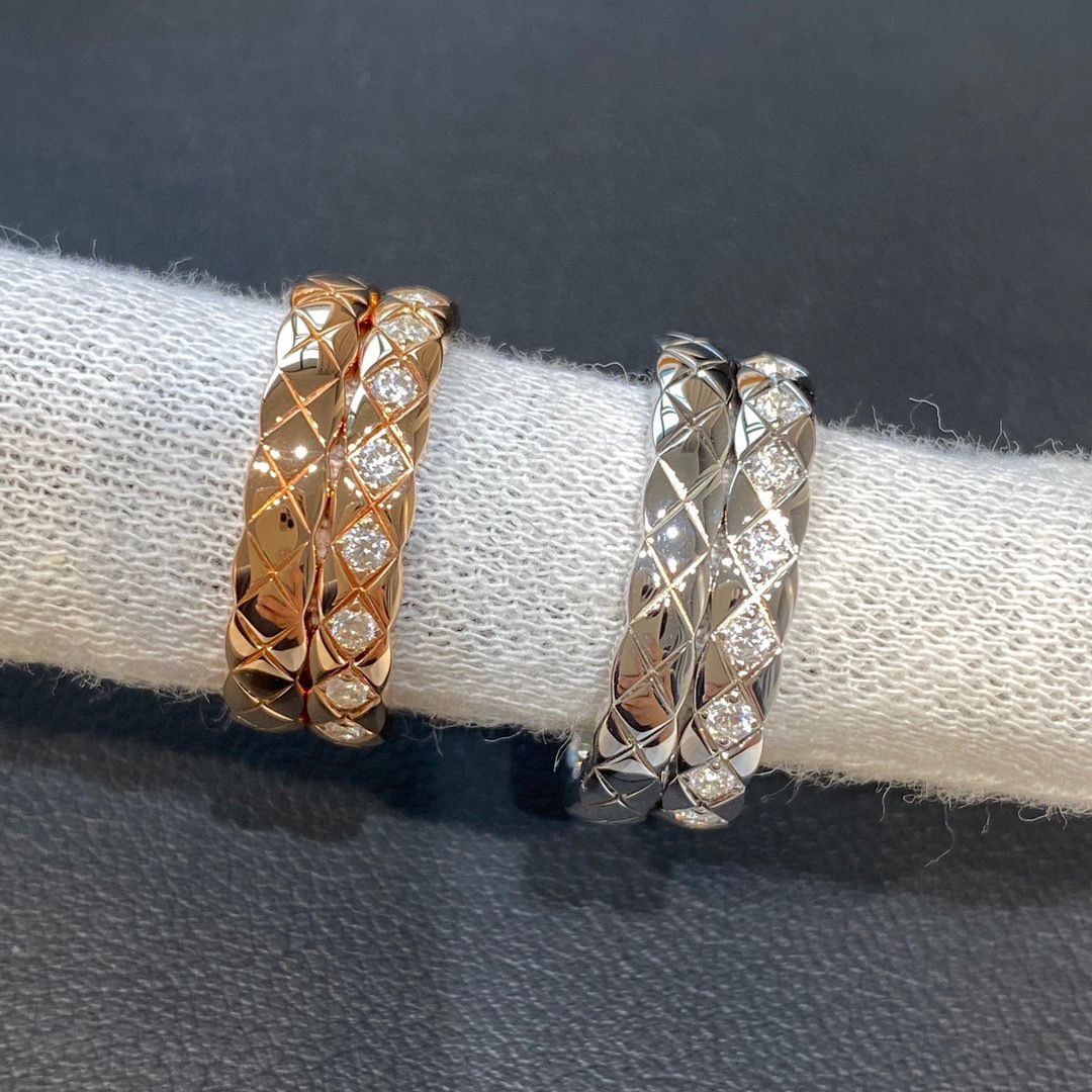 V Coco Diamond Ring For Men Women, Exquisite Rose Gold Wide And Narrow Version With Diamonds, Stackable Couple Rings_voghion.com