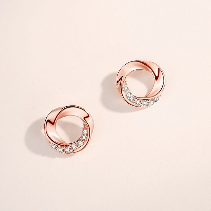 Orecchini ad anello Mobius in argento sterling S925 per donna, piccoli orecchini micro intarsiati intrecciati, fibbie per le orecchie, semplici orecchini geometrici_voghion.com