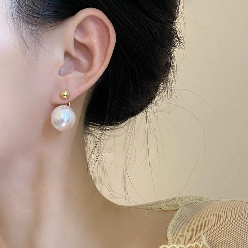 Einzelne große Perlenanhänger-Halskette für Frauen 2023 neue Ohrringe leichte Luxus-Nischendesign-Halskette Ohrringe_voghion.com