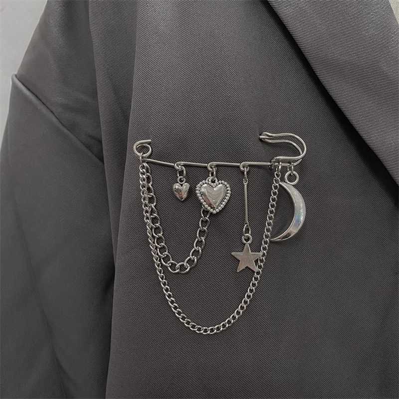 Herz Crescent Star Brosche Persönlichkeit Quaste Mond Anzug Kleidung Hut Dekoration Pin Trendy_voghion.com