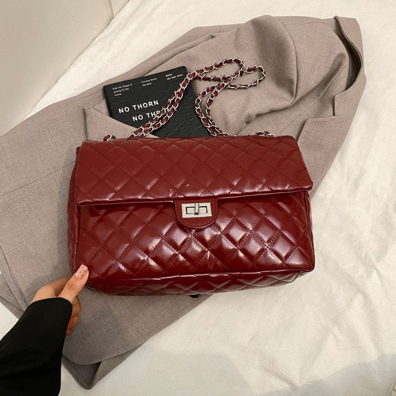 High end diamond grid chain light luxury, fragrance style, 2024 trendy embroidery thread, fashionable commuting single_voghion.com