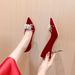 Scarpe da donna eleganti con tacco alto a punta rosse per donna - Eleganti décolleté a stiletto con tomaia in morbida pelle scamosciata e comoda suola in gomma_voghion.com
