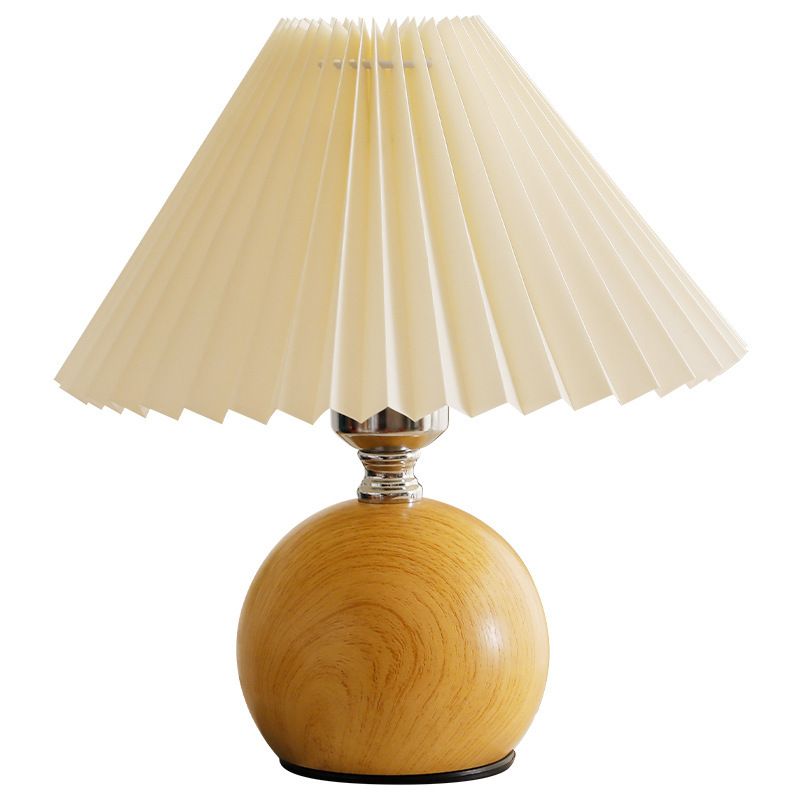 Lámpara plisada de estilo INS de escritorio de alta apariencia para dormitorio de celebridades de Internet de chicas nórdicas, luz de noche simple para enfermería_voghion.com