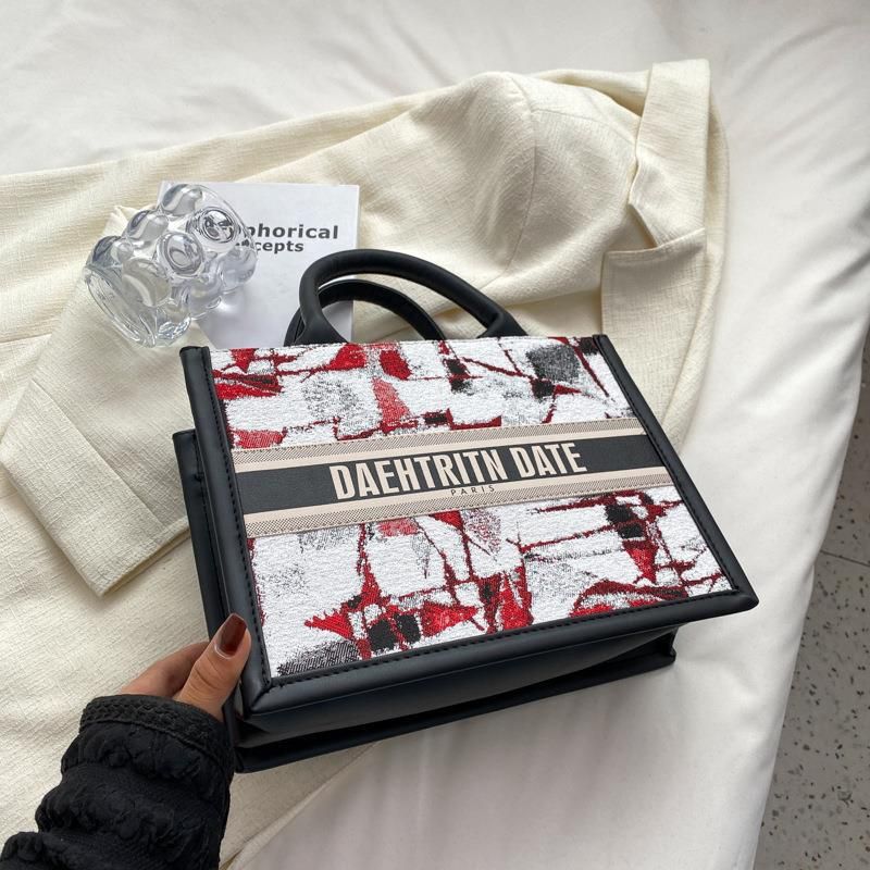 Augstas kvalitātes teksturēta sieviešu soma, lielas ietilpības, 2023. gada jaunā vasaras audekla plecu soma, nišas klases iepirkumu soma ikdienas lietošanai._voghion.com