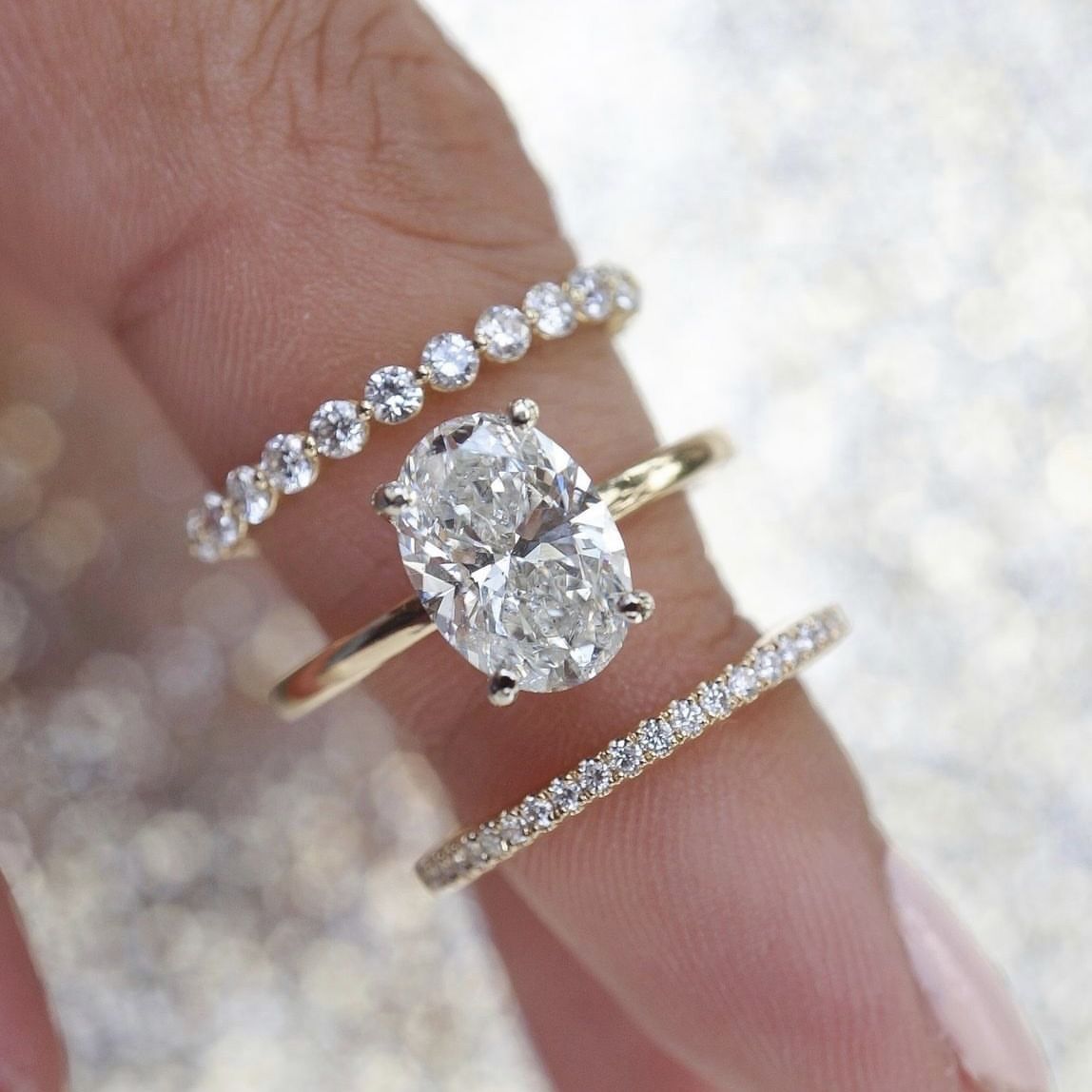 Yiwu Sanjie, anello da donna in zircone versatile, super luminoso, stile di lusso, alla moda, set di tre pezzi squisiti_voghion.com