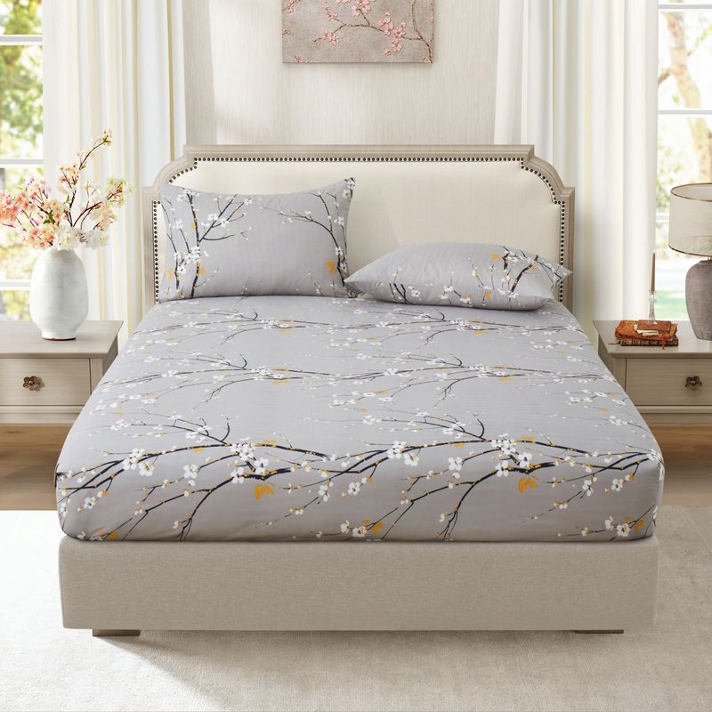 Gray Plum Blossom Floral Bed Sheet Polyester Skin Friendly Bed Fitted Sheet Mattress Protector Fitted Sheet_voghion.com