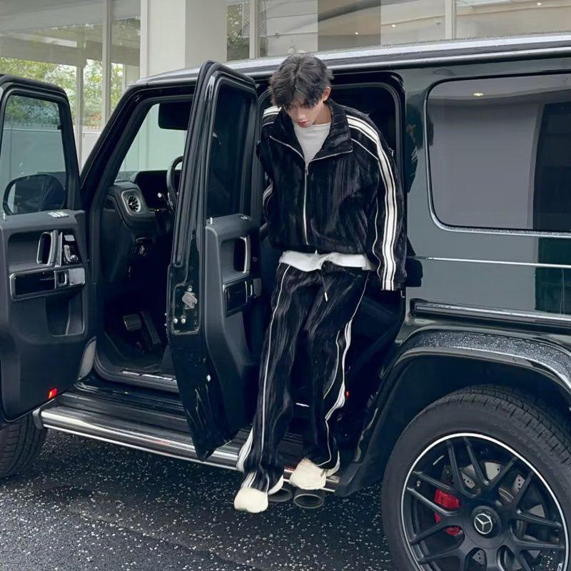 001 Autumn Winter American Style Cool Jacket Two-Piece Set Men High Street Color Block Striped Design Casual Pants Trendy_voghion.com