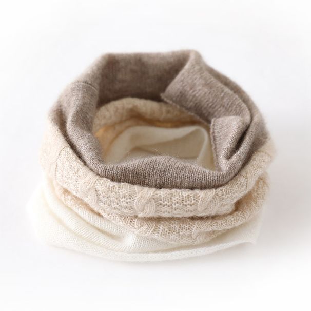 Nuovo produttore all'ingrosso transfrontaliero di sciarpa morbida color-block lavorata a maglia calda in lana di cashmere e scaldacollo per donna in magazzino_voghion.com