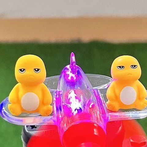 Elektriskā velosipēda rotājums kvēlojošs mazas lidmašīnas ornaments jauks multfilmas piena pūķis motocikls elektriskais skrejritenis vējš_voghion.com