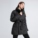 Piumino di media lunghezza da donna – Giacca trapuntata invernale alla moda, stile minimalista (nero, bianco, marrone)_voghion.com