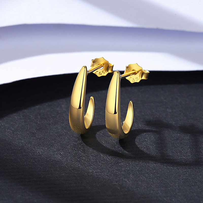 Orecchini a cerchio Orecchini in metallo grosso argento a semicerchio geometrico placcato oro 14K per donna 2023_voghion.com