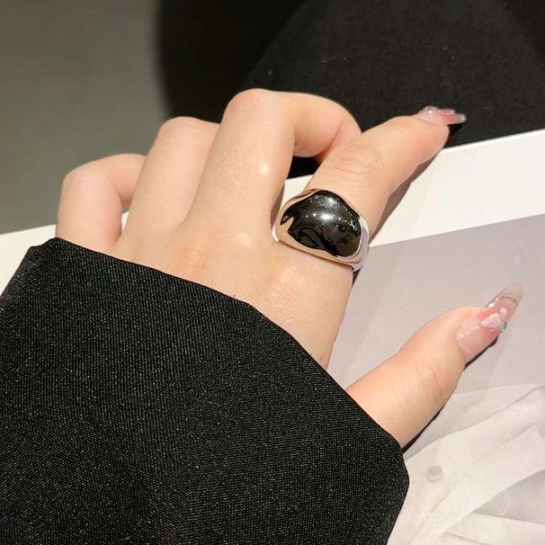 anello con motivo a martello liscio anello da donna in metallo alla moda avanzato semplice irregolare anello per dito indice_voghion.com