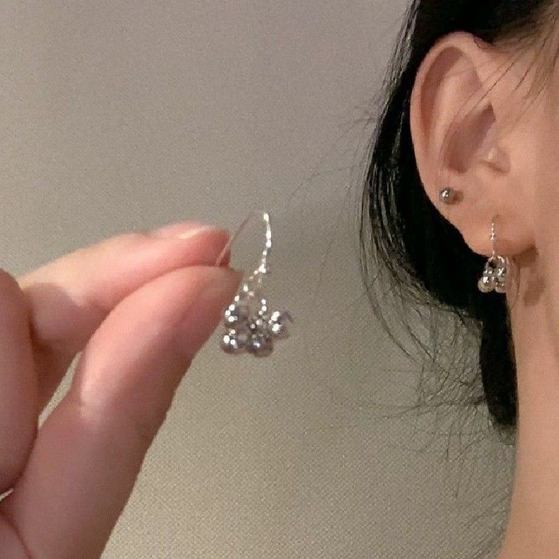 Cool And Elegant High-end Hooks Niche Design Minimalist Style Versatile Ear Accessories For Women_voghion.com