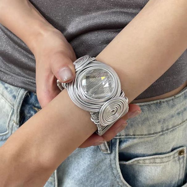 Magus ja lahe stiil, ainulaadse disainiga avatud käevõru, naistele mõeldud kerge luksuslik nišš, peen ja kallihinnaline ehe_voghion.com