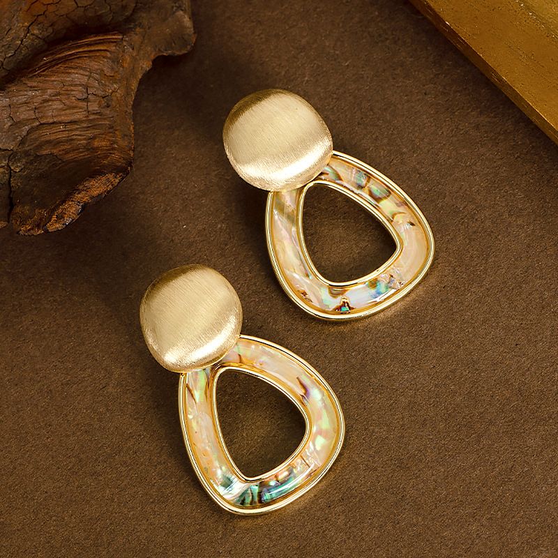 Silver Needle French Elegant And Personalized Hollow Out Colorful Abalone Shell For Women, Fashionable Temperament,_voghion.com