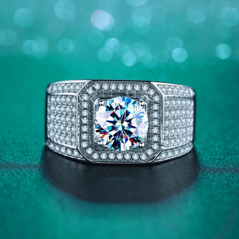 Sterling Gümüş Erkek Tam Elmas Mikro Kaplamalı Moissanite Baskın ve Şık Moda Simüle Nişan Yüzüğü_voghion.com