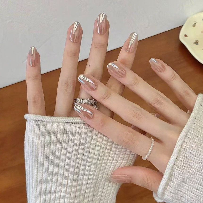 Hailey's Same Style Electroplated Ganluji Slimming Fashion High-end Small Bulb Cat Eye Wearable Nails Simple Daily Nail_voghion.com