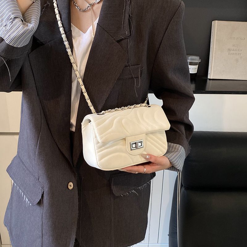 Borse a tracolla da donna Borsa a tracolla con catena a forma di diamante alla moda_voghion.com