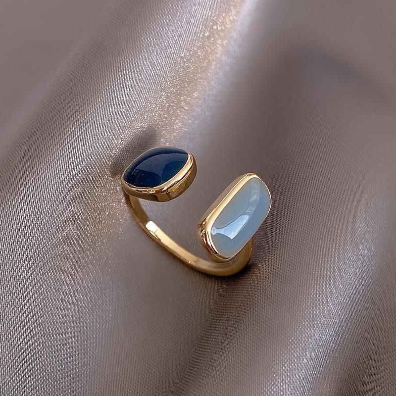 Stile di design Elegante anello aperto blu Anello semplice semplice Anello alla moda versatile da donna Manipolo stile cool_voghion.com