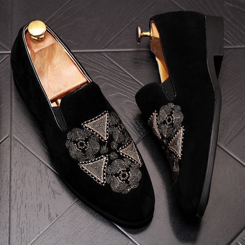Young Men's Breathable Pointed Leather Shoes_voghion.com