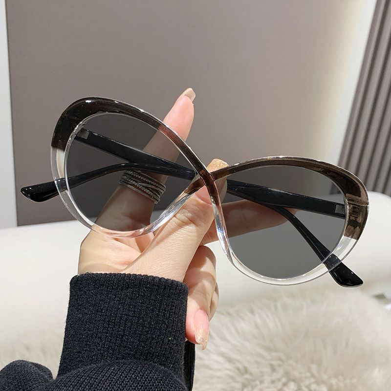 2024 Nouvelle monture de lunettes à plaque ovale Monture de lunettes pour chat Lunettes anti-lumière bleue à blocs de couleurs Monture de lunettes pour ordinateur_voghion.com