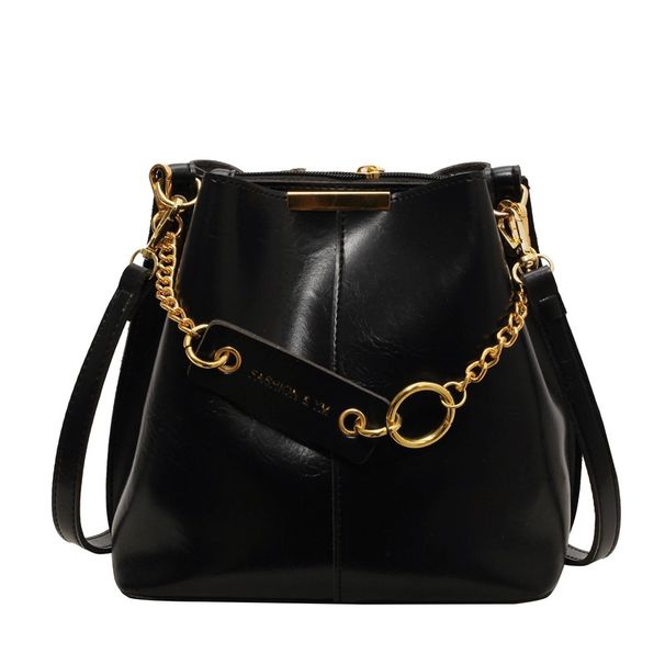 Chain Bucket 2025 New Fashion Versatile High-Quality Large Capacity Handheld Shoulder Crossbody Bag_voghion.com